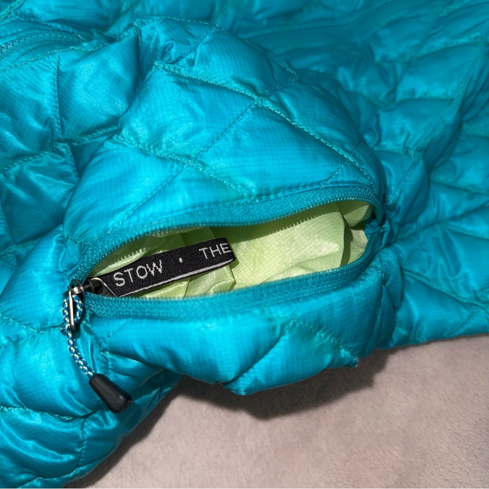 The north face thermoball jacket size XS - Picture 8 of 13